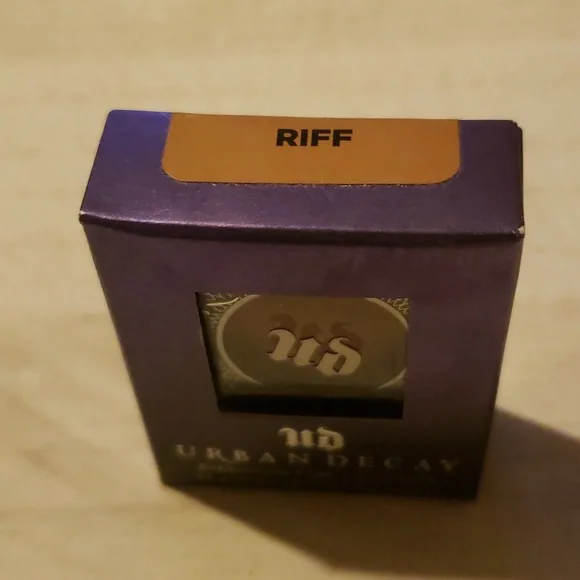 ❇️🧚♀️RIFF Urban Decay DISCONTINUED Packaging Eyeshadow NWT - Picture 5 of 6
